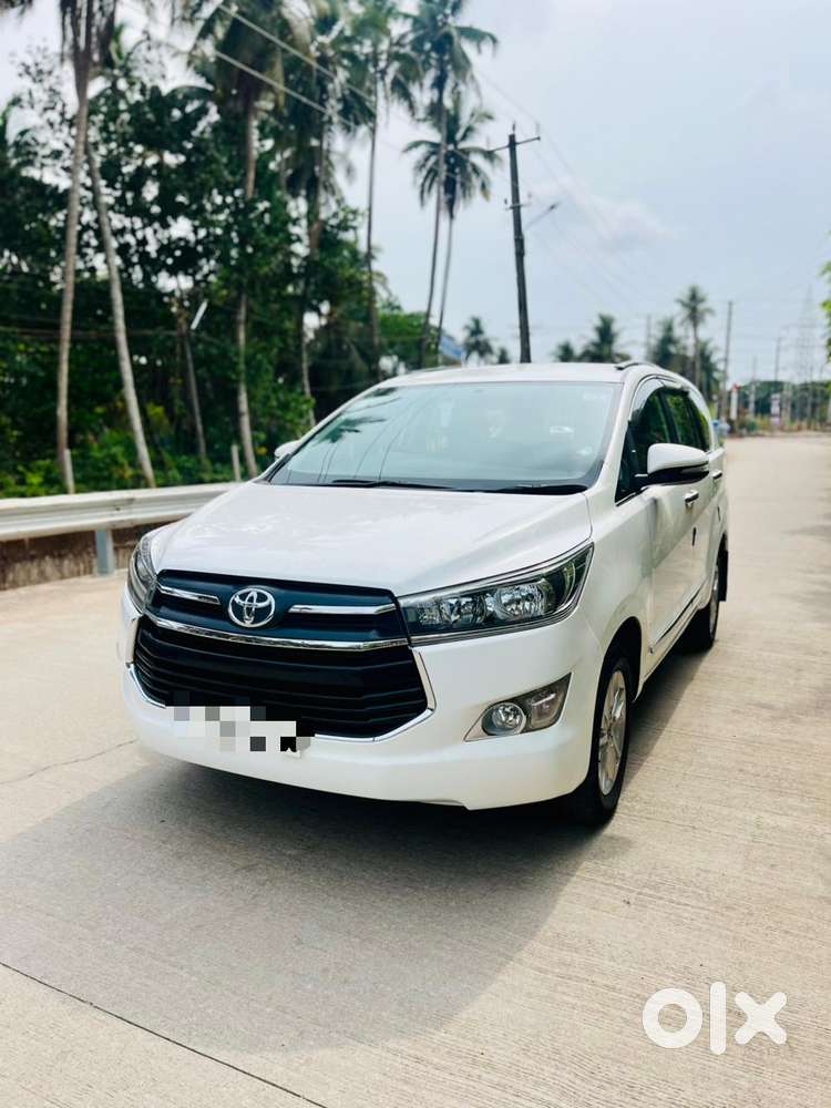 Toyota Innova Crysta 2.8 Gx At, 2016, Diesel