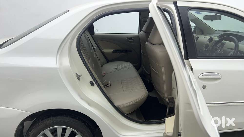 Toyota Etios Vx, 2015, Petrol