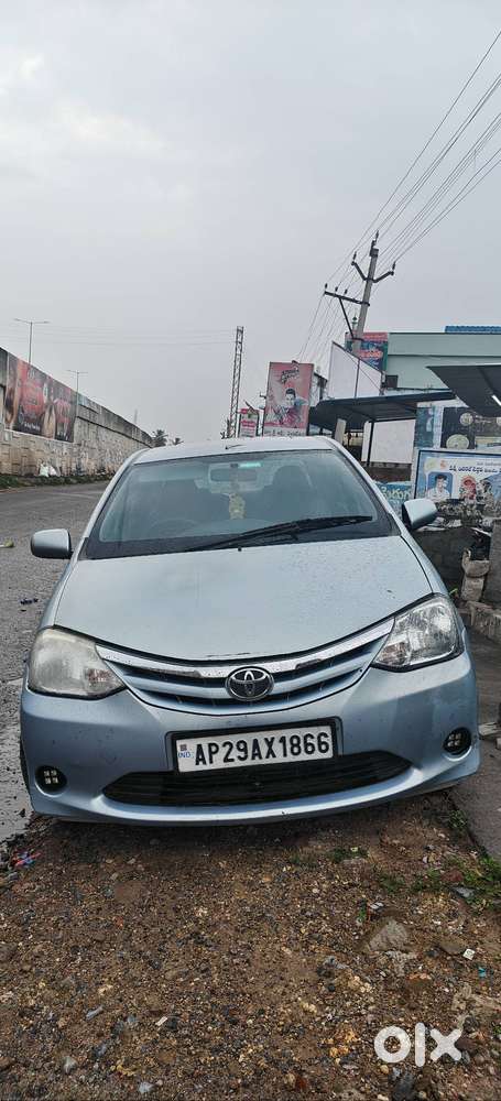 Toyota Etios 2012 Diesel 265000 Km Driven