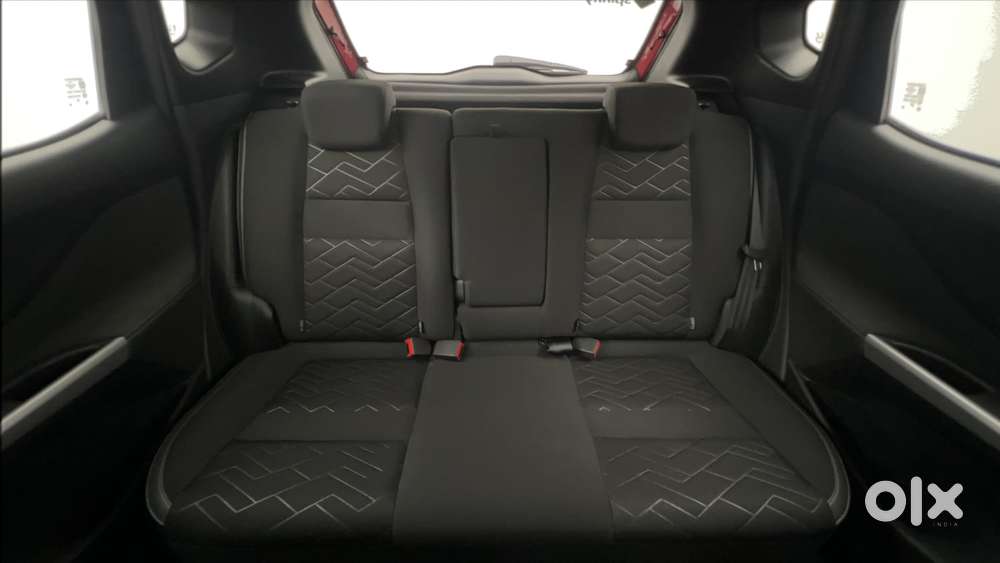 Nissan Magnite 1.0 Xv Premium Turbo Cvt (o), 2021, Petrol