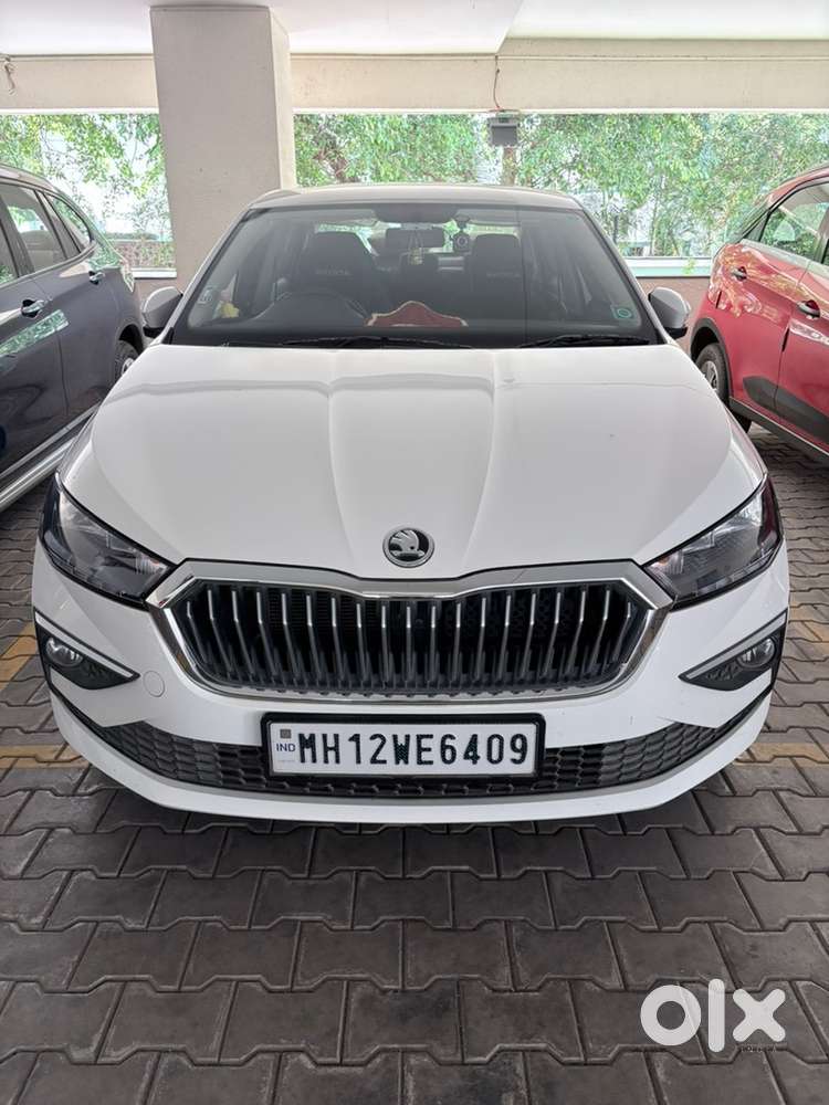 Skoda Slavia Petrol 2024
