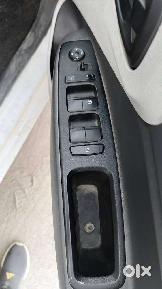 Hyundai Aura 1.2 S Cng, 2022, Cng & Hybrids