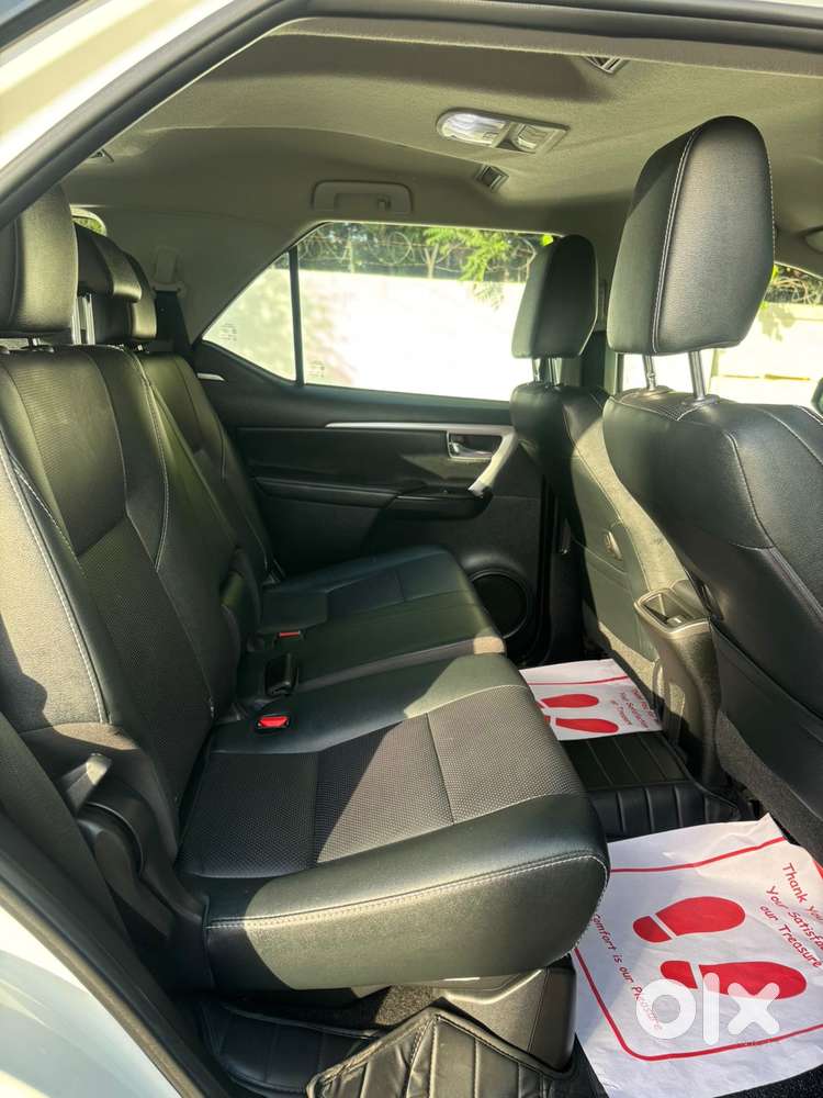 Toyota Fortuner 4x2 At 2.8 Diesel, 2024