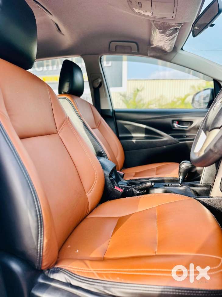Toyota Innova Crysta G 8 Str, 2016, Diesel