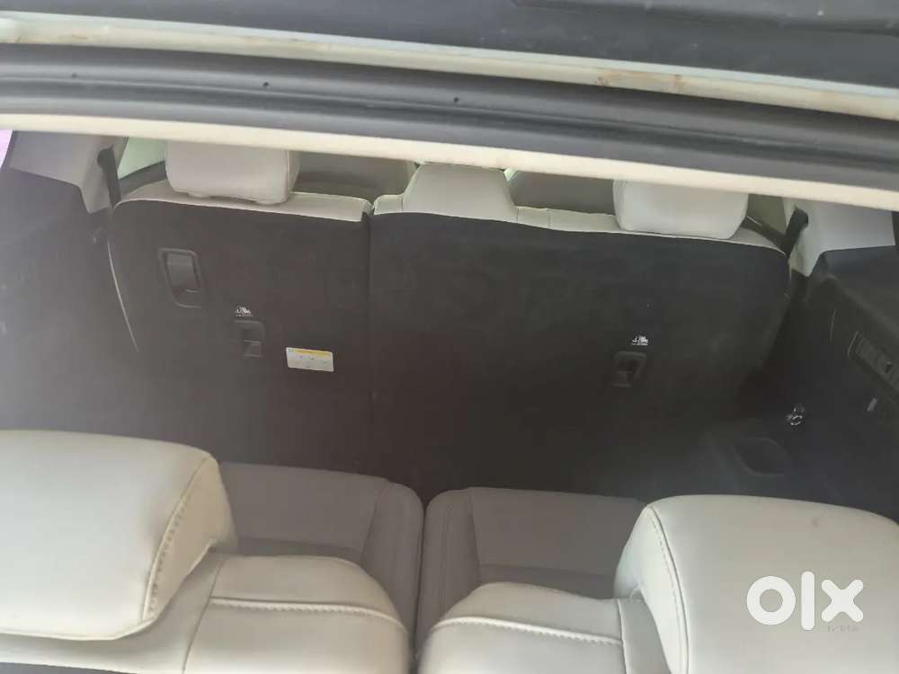 Mahindra Xuv700 2022 Diesel 87000 Km Driven