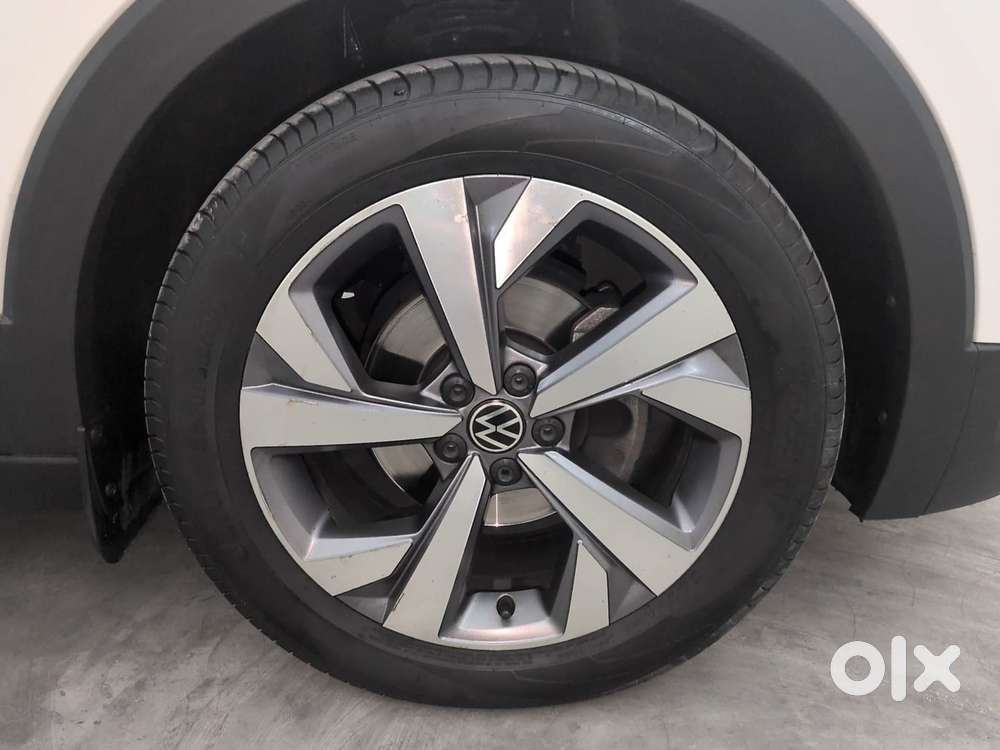 Volkswagen Taigun Topline 1.0 Tsi At (electric Seats), 2023, Petrol