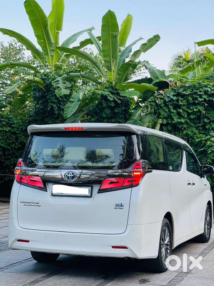 Toyota Vellfire 2.5 Executive Lounge, 2020, Petrol