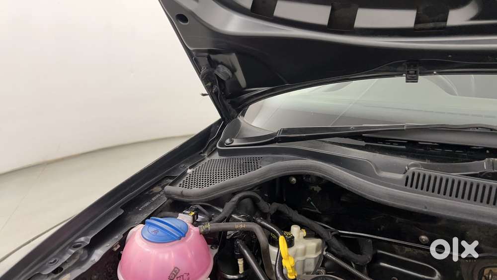 Volkswagen Polo 2009-2013 Petrol Highline 1.2l, 2015, Petrol