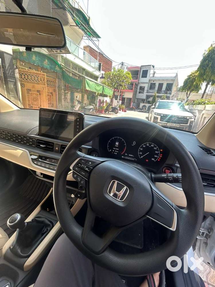 Honda Amaze 2nd Gen 2025 Petrol 4500 Km Driven