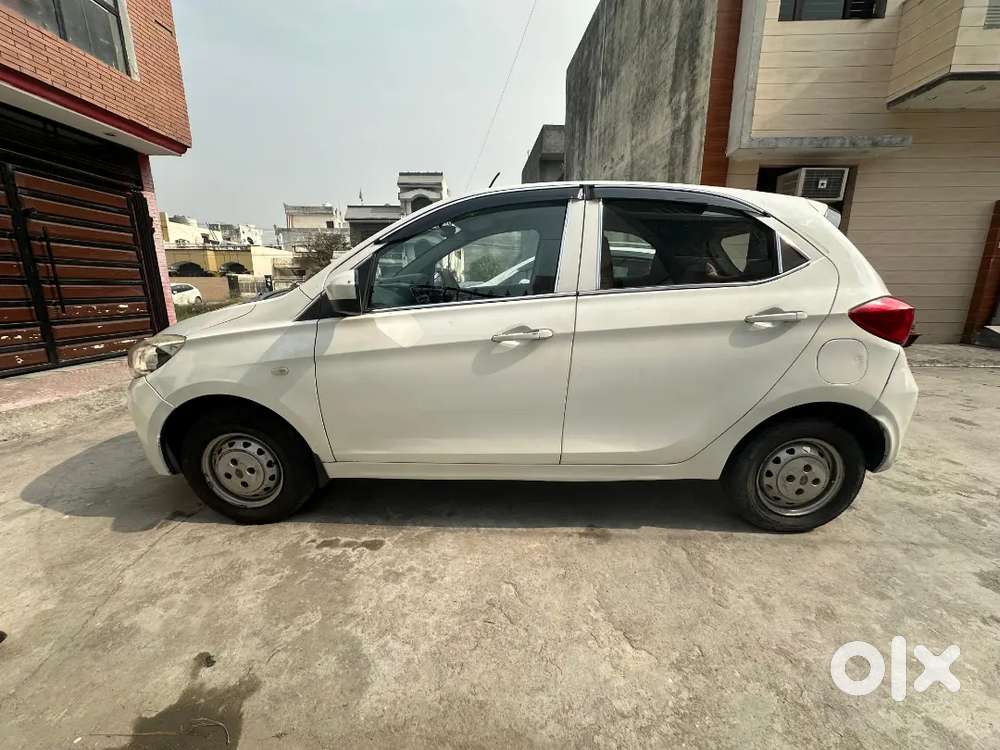 Tata Tiago 2017 Petrol  Maintained Urgent Sale