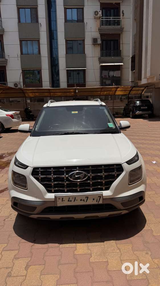 Hyundai Venue S Mt 2022