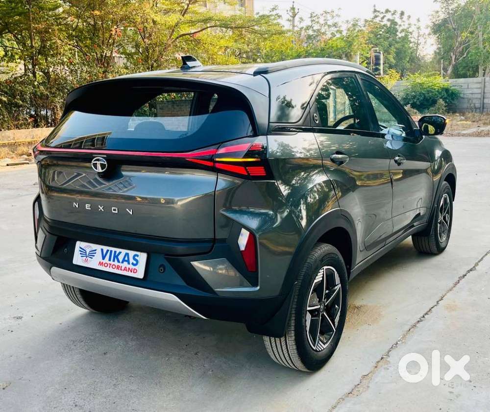 Tata Nexon Fearless Plus S Purple 1.2 Revotron Petrol 7dca Dt, 2023,..