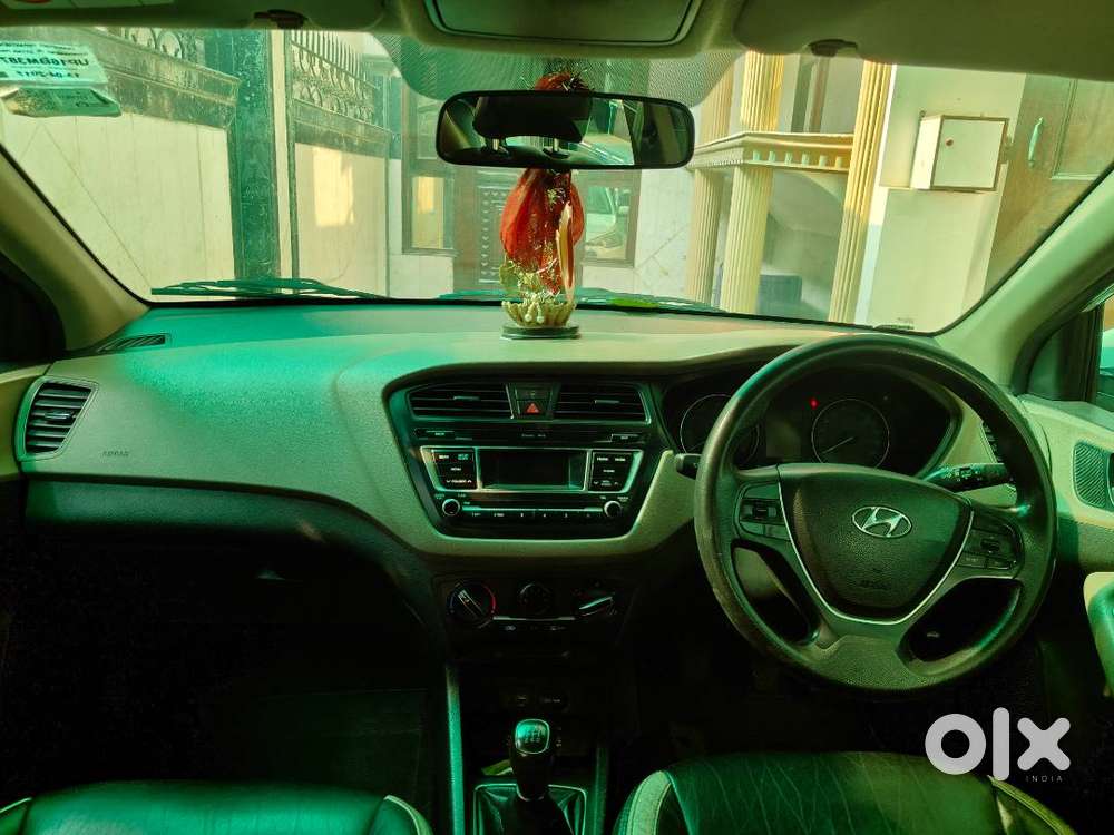 2017 Hyundai I20 Sportz • Manual • 1.77l Km • Well Maintained