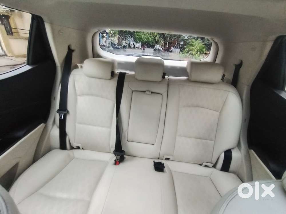 Mahindra Xuv 3xo, 2024, Petrol