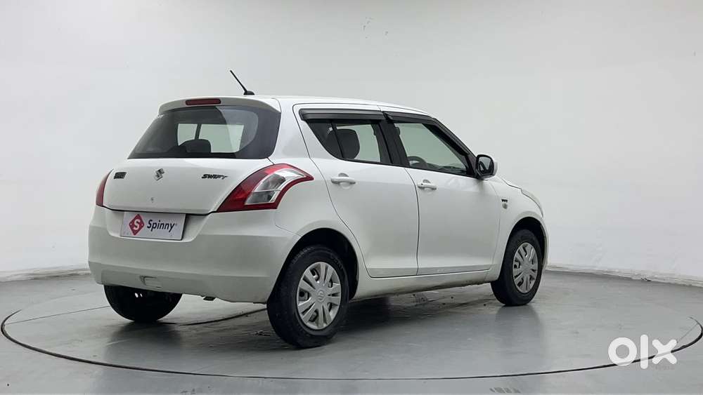 Maruti Suzuki Swift 1.2 Lxi (o), 2017, Petrol