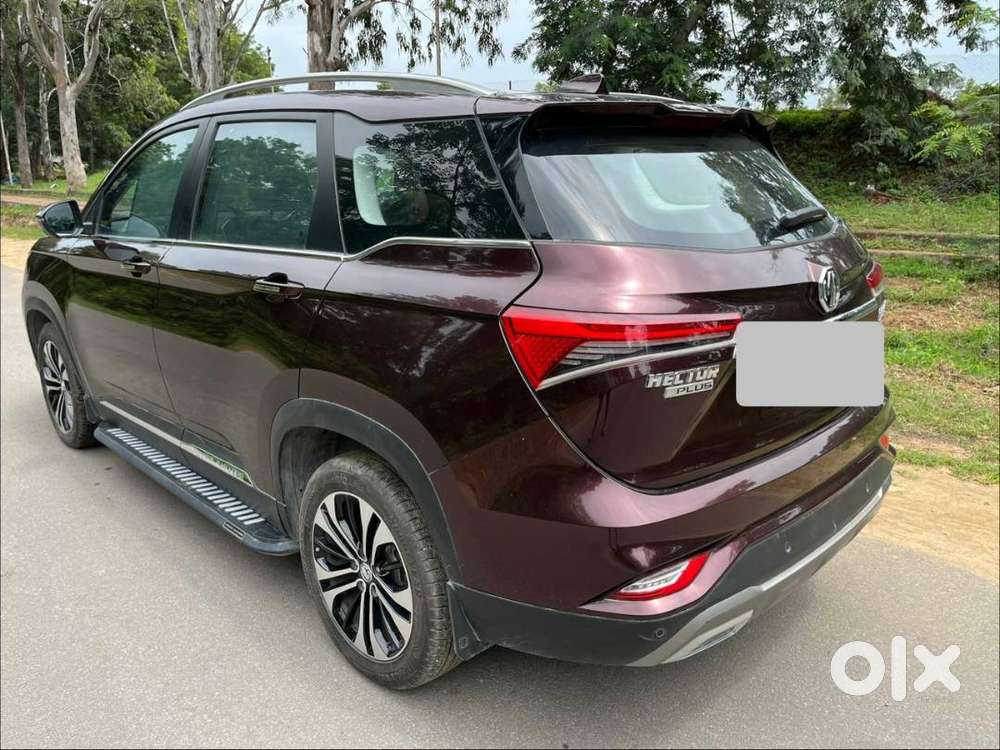 Mg Hector Plus 2022 Petrol Sharp Cvt, Enthusiast-owned,11.5k Kms