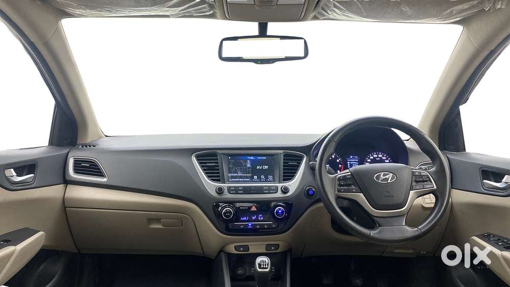 Hyundai Verna 1.6 Sx (o) Vtvt, 2017, Petrol