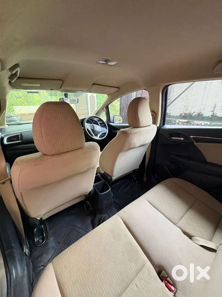 Honda Jazz 2016 Petrol Well Maintained