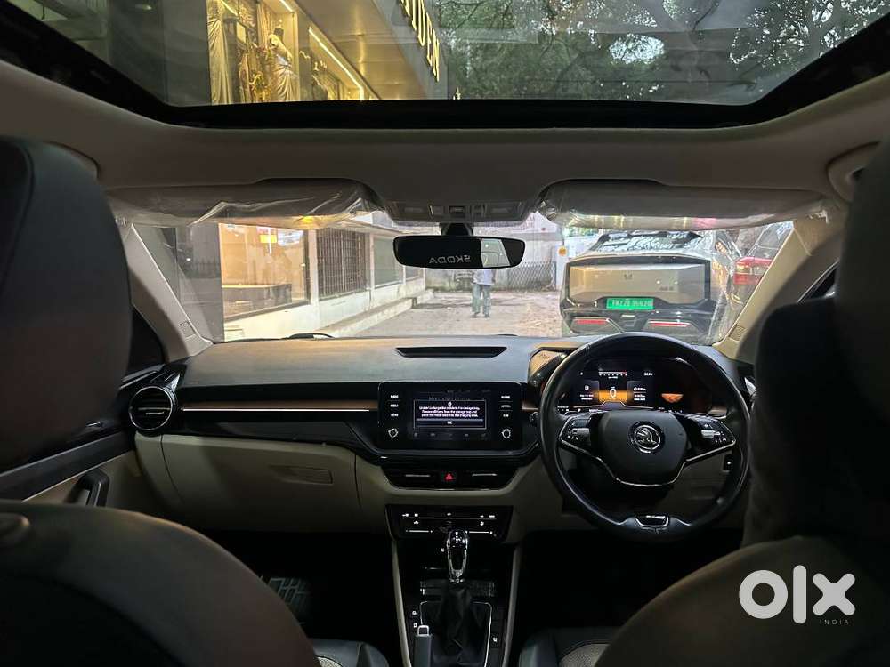 2023 Skoda Slavia Style 1.5 Tsi At (single Owner)