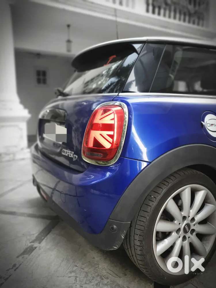 Mini Cooper 3 Door Doctor Driven
