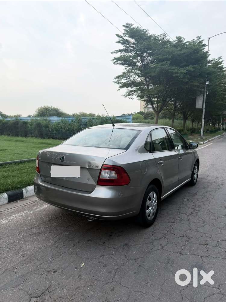 Skoda Rapid, 2012, Petrol