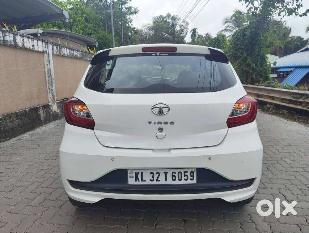 Tata Tiago 1.2 Revotron Xt (o), 2022, Petrol