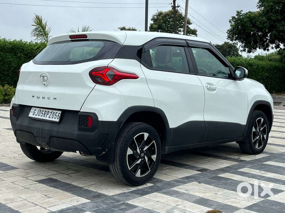 Tata Punch Accomplished, 2022, Petrol