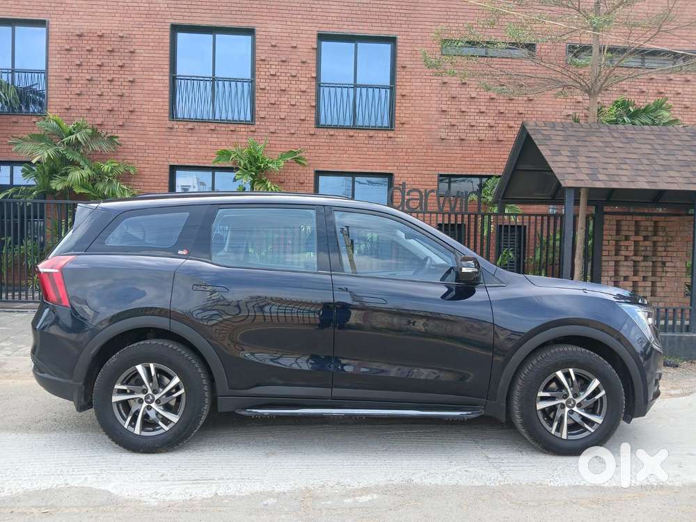 Mahindra Xuv700 2.2 Ax 5 Diesel At Str, 2023, Diesel