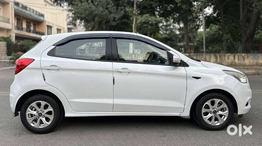 Ford Figo Petrol Titanium, 2017, Petrol