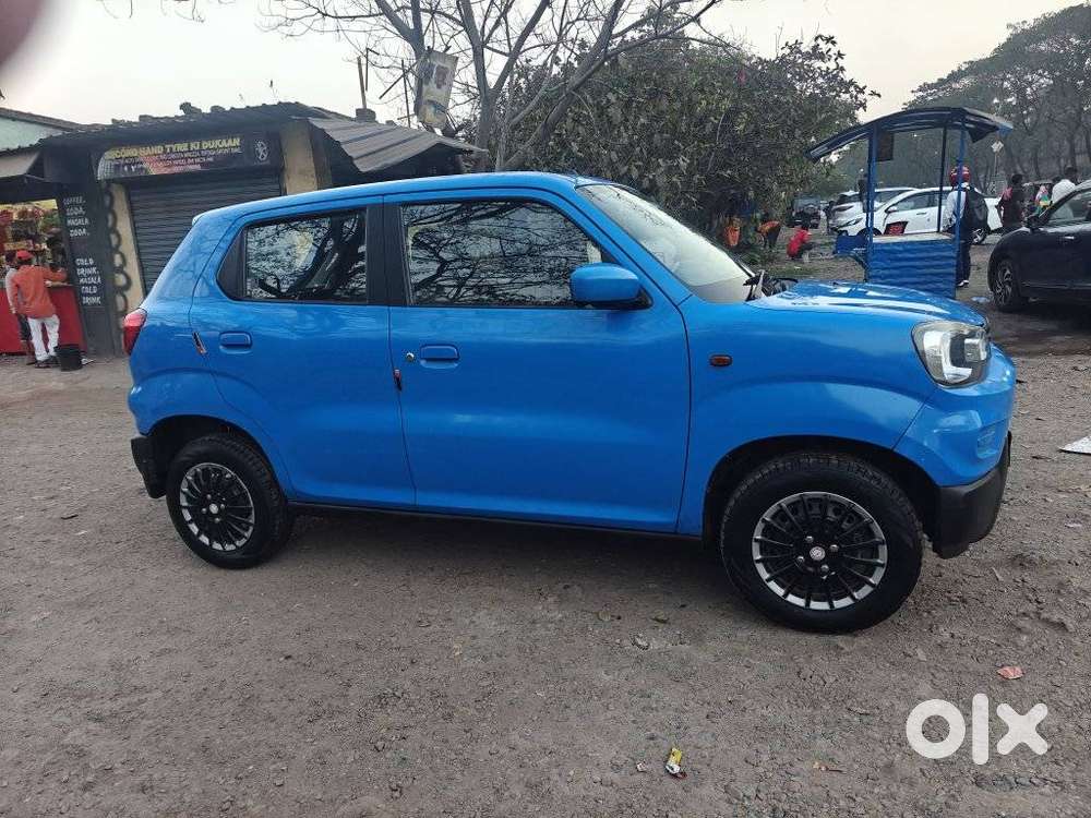 Maruti Suzuki S-presso Vxi Opt, 2021, Petrol