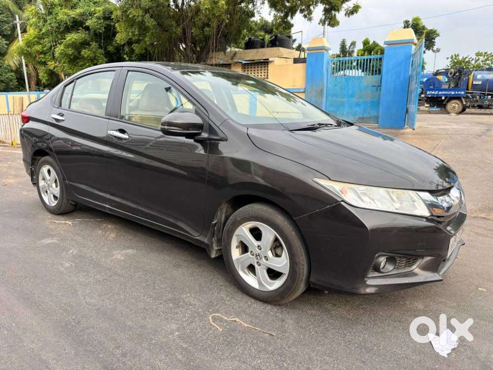 Honda City V Mt Sunroof, 2015, Petrol