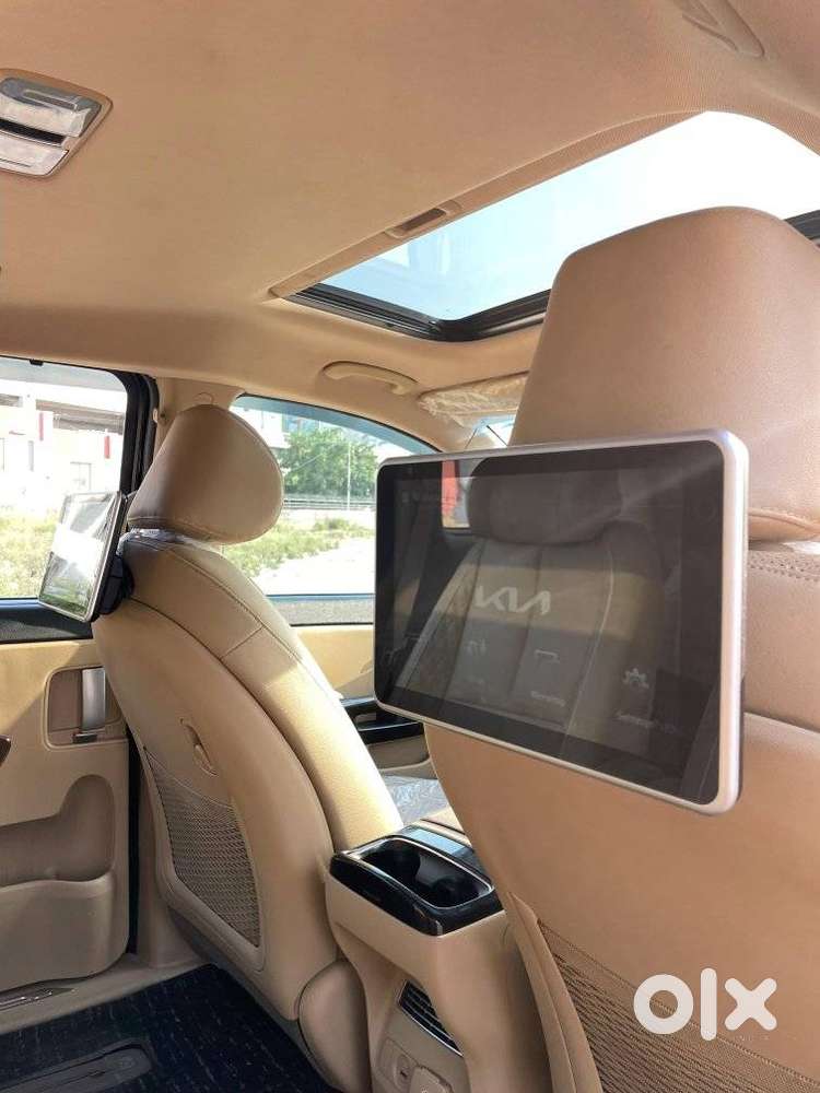 Kia Carnival Limousine Plus 7 Str, 2022, Diesel