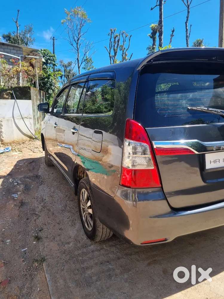 Toyota Innova Diesel 2016 V  Manual 270k Km