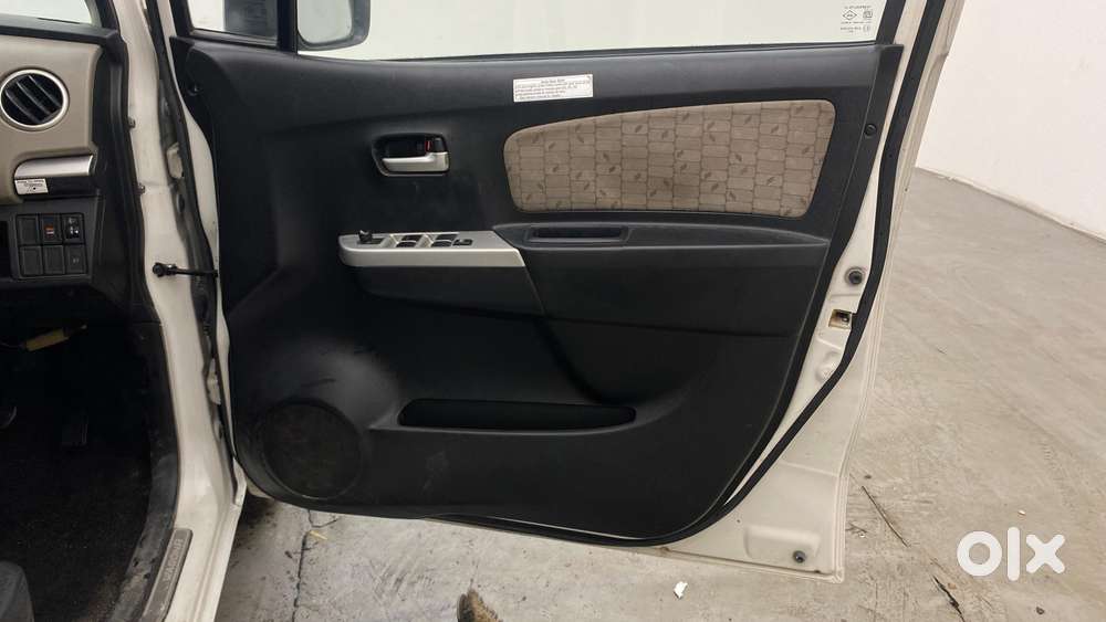 Maruti Suzuki Wagon R Vxi Amt, 2016, Petrol