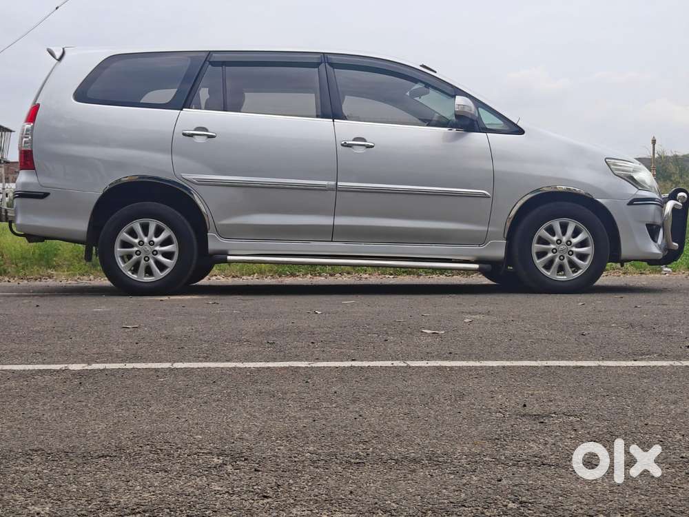 Toyota Innova 2.5 Vx 7 Seater Bs Iv, 2013, Diesel