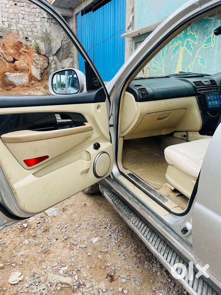 Mahindra Ssangyong Rexton Rx7 With Sunroof 2013 Diesel Well Maintained