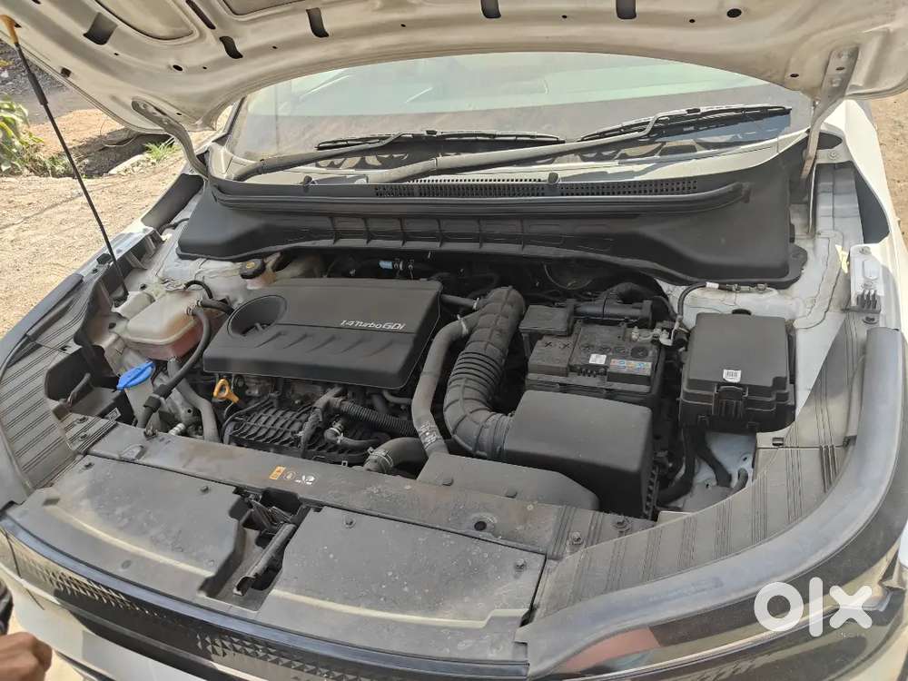Kia Carens 2022 Petrol 15900 Km Driven