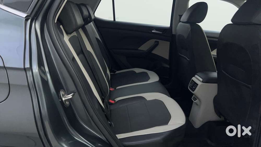 Volkswagen Taigun Topline 1.0 Tsi At (electric Seats), 2023, Petrol
