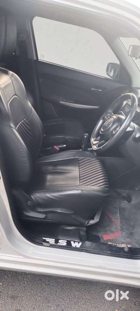 Maruti Suzuki Swift Vvt Zxi, 2022, Petrol