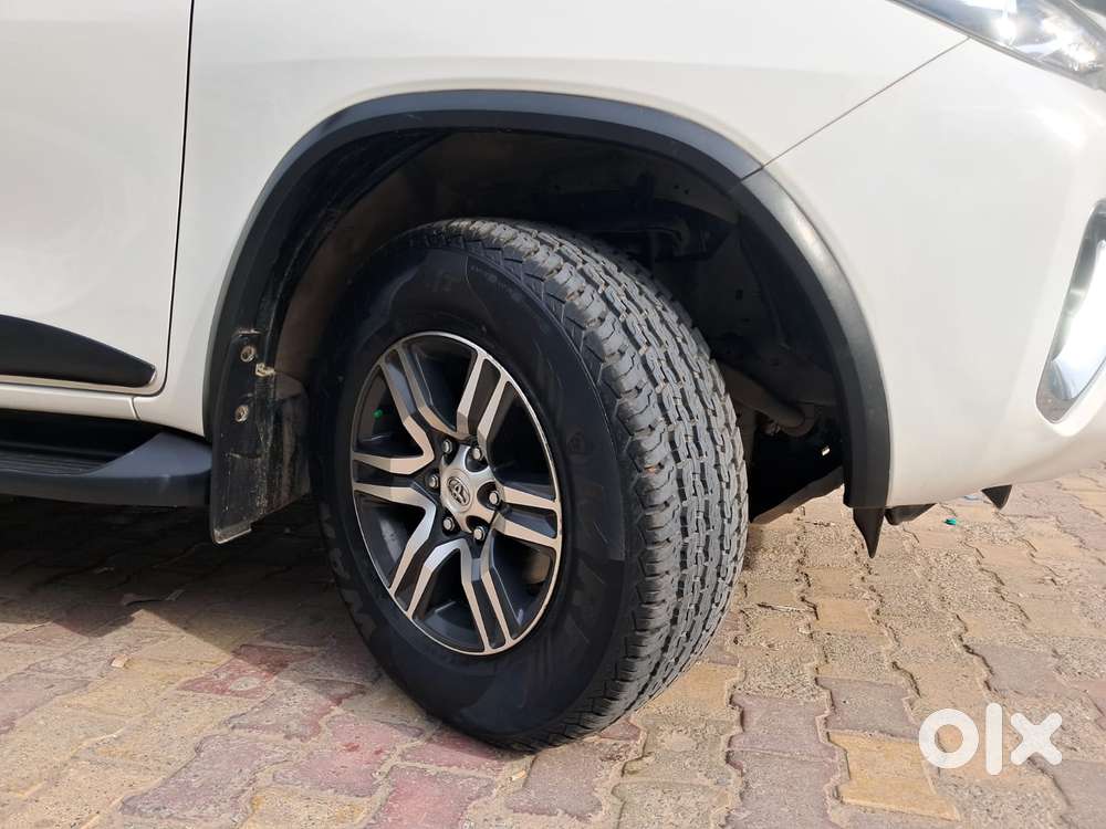 Toyota Fortuner 4x2 At 2.8 Diesel, 2019, Diesel