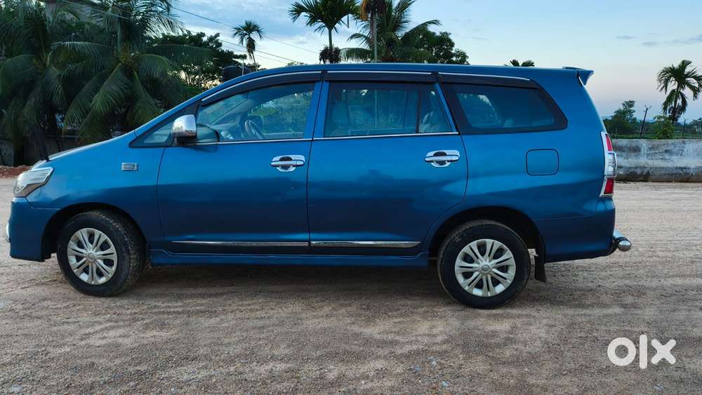 Toyota Innova 2.5 Z Diesel 7 Seater, 2014, Petrol