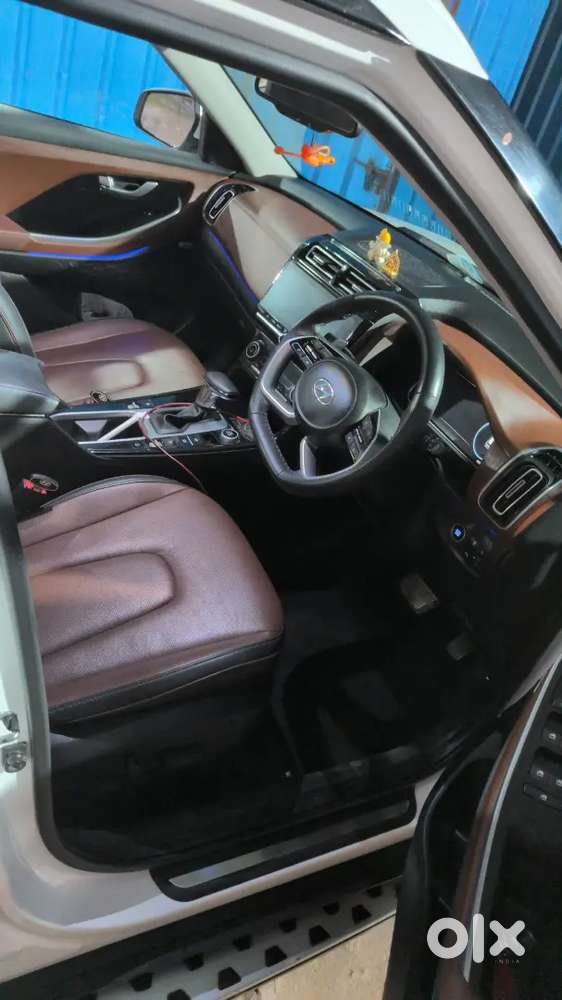 Hyundai Alcazar 2022 Variant Signature Petrol Dct