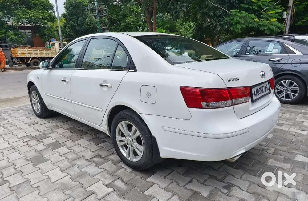 Hyundai Sonata Transform, 2011, Petrol