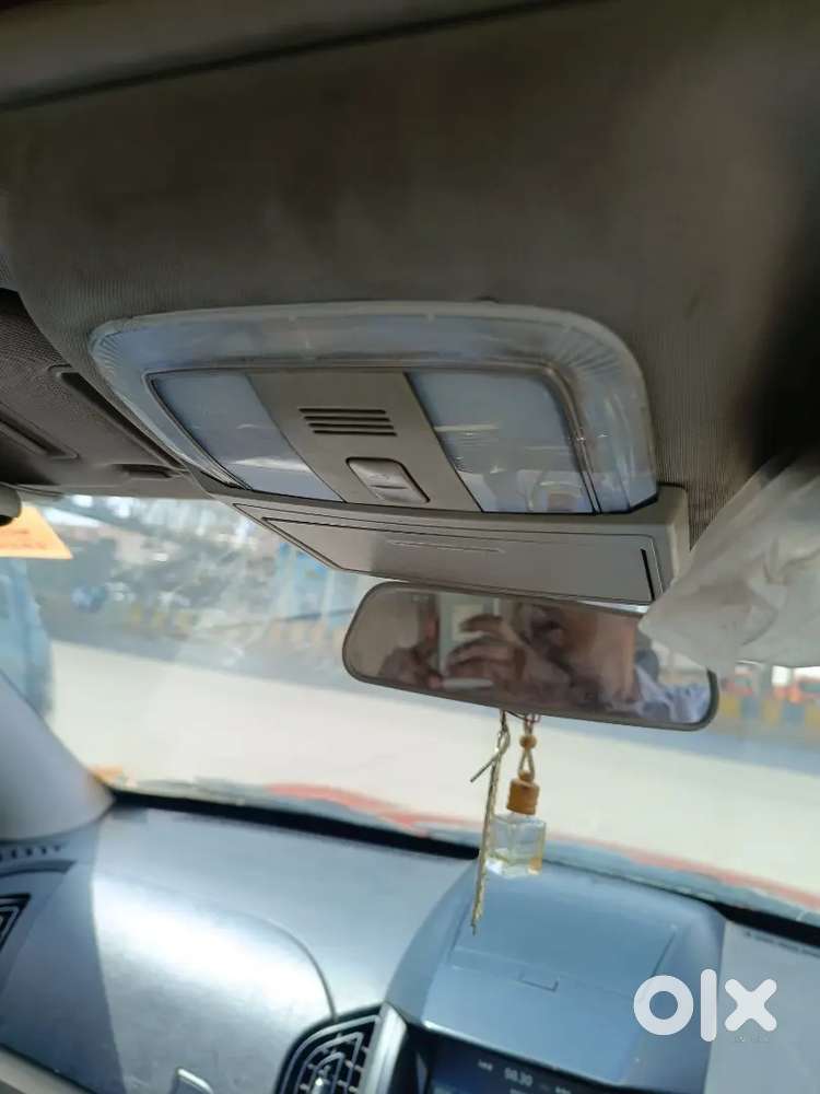 Mahindra Xuv500 2016 Diesel 102000 Km Driven