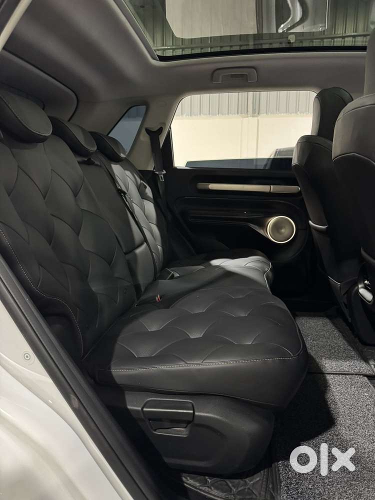 Mg Windsor Ev Essence, 2025, Electric