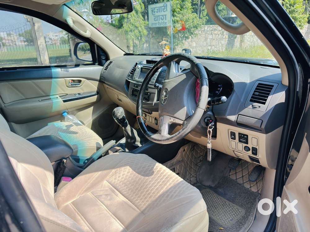 Toyota Fortuner 3.0 4x2 Mt, 2012, Diesel