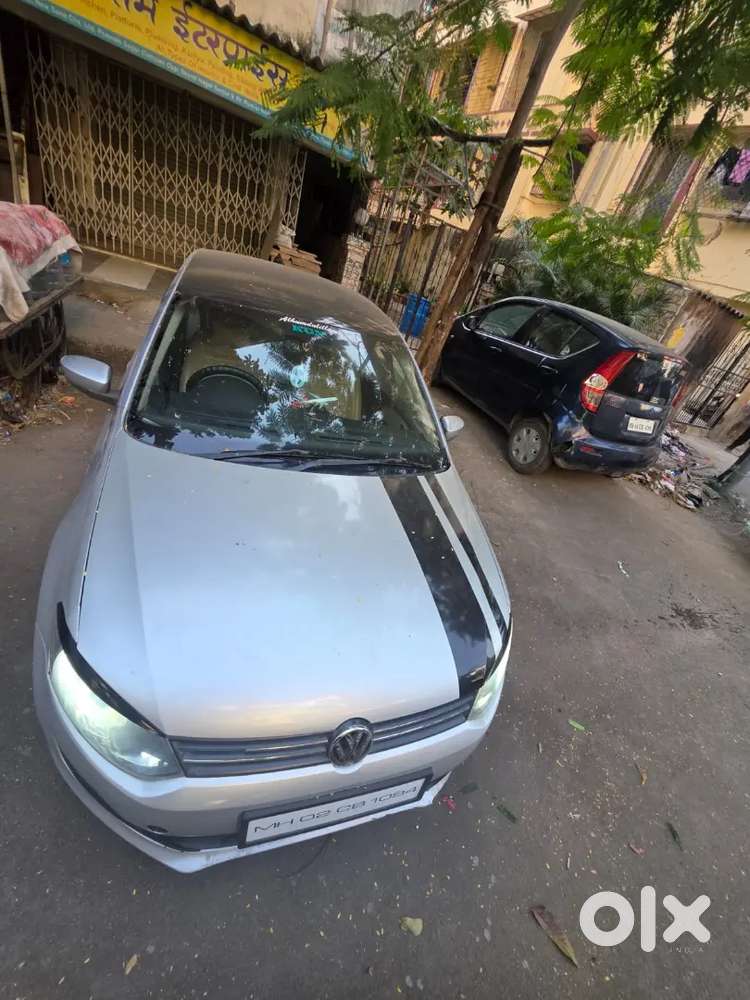 Volkswagen Polo 2011 Petrol 75000 Km Driven