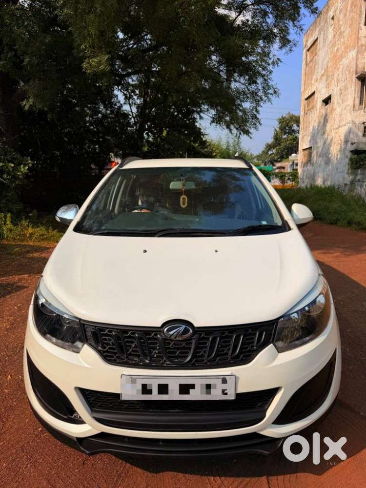 Mahindra Marazzo M4, 2019, Diesel