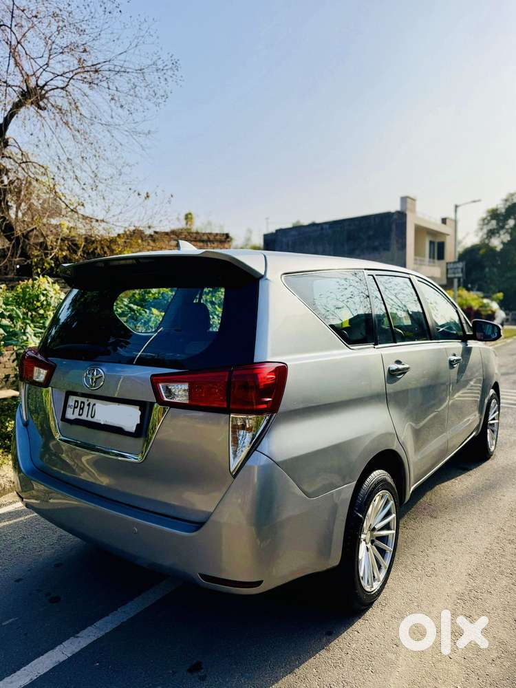 Toyota Innova Crysta 2.7 Gx At, 2018, Diesel