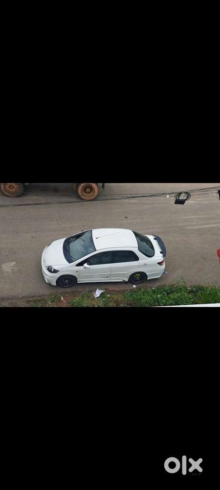 Honda City Zx 2004 Petrol Well Maintained